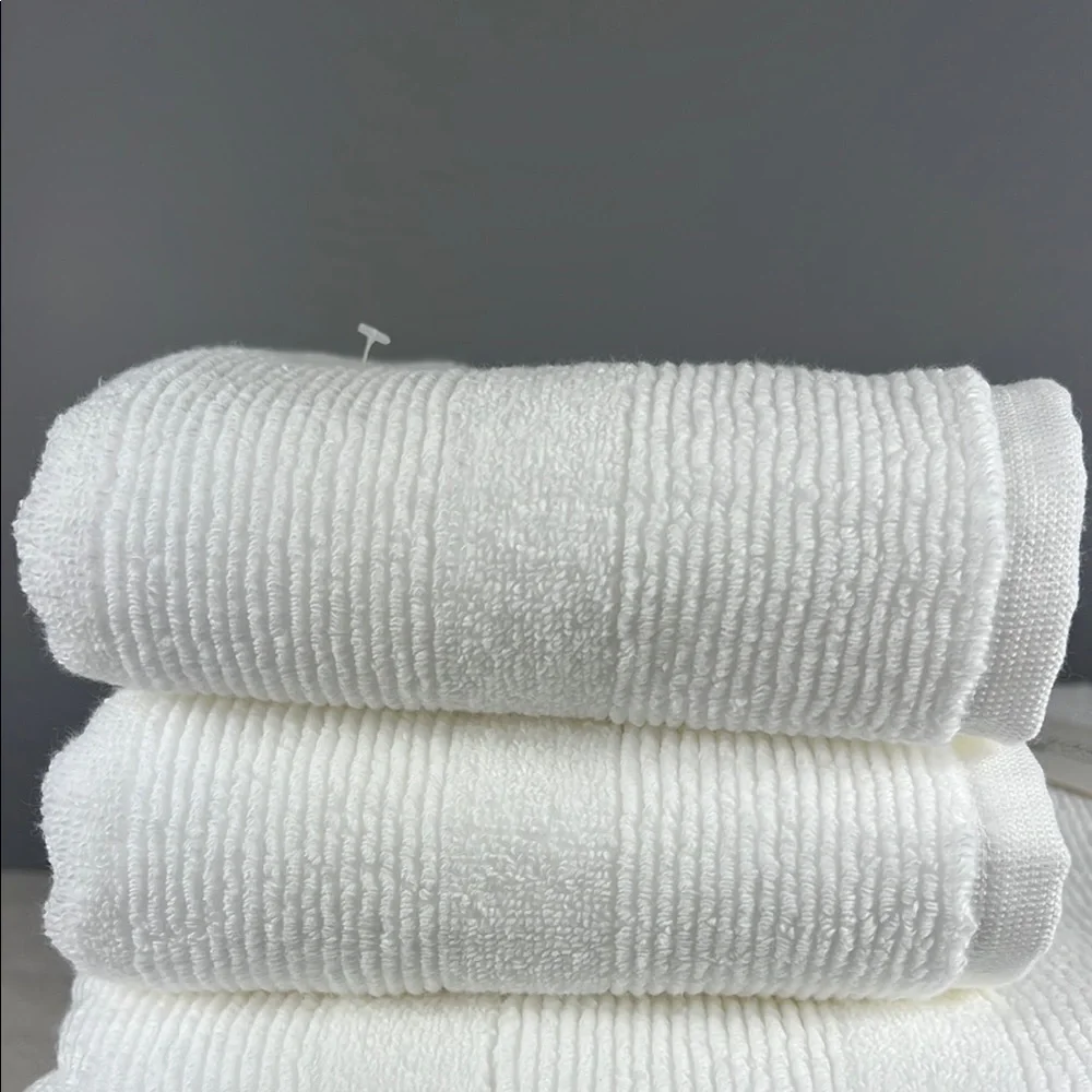 Kassa Spa White Bath Towel Set 100% Cotton Luxury 2 Bath 2 Hand Set of 4 NEW
